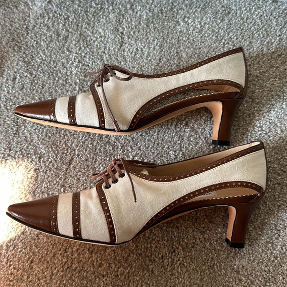 Manolo Blahnik Oxford style heels - Picture 7 of 8
